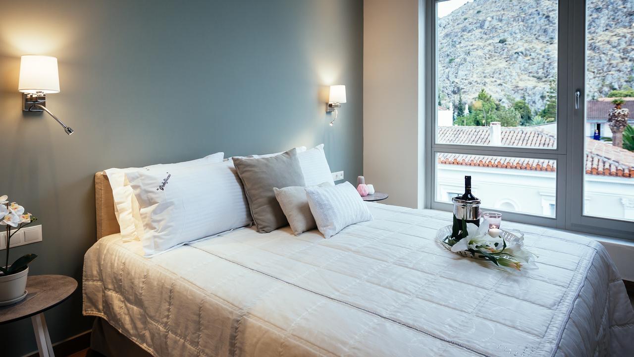 Filoxenion Luxury & Lofts *